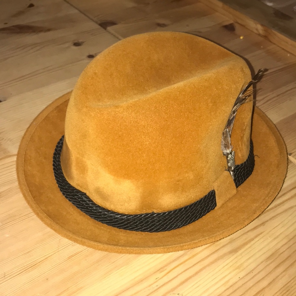 VINTAGE BIANCHI Genuine Velour Fedora hat